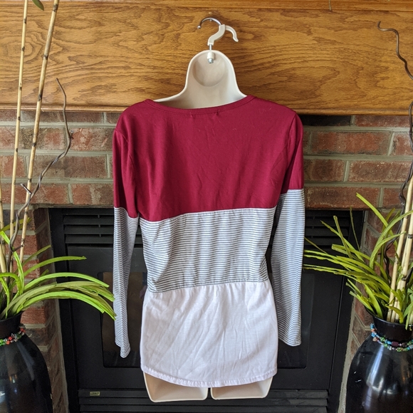 3 for $20 tiered 3/4 sleeve top size small - Picture 2 of 2